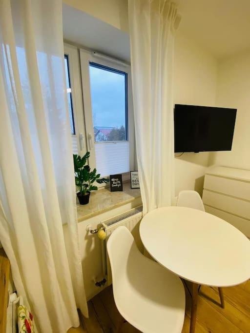 Apartamento Bezagenta Mozart8 Studio Easy Access To City Wifi Varsovia Exterior foto